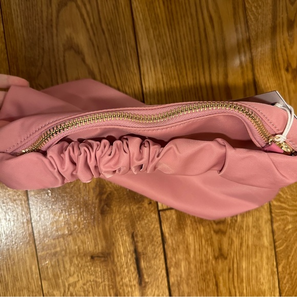 Stoney Clover Scrunch Bag Mauve NWT - Picture 2 of 5